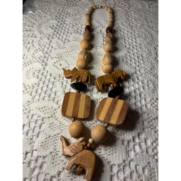Jewelry - Hand Carved Wood Safari Animal Bead Necklace Elephant Rhino Lion Brown vintage